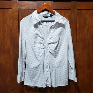 $5 SALE * XL NY&CO Stretch windowpane V-neck blouse